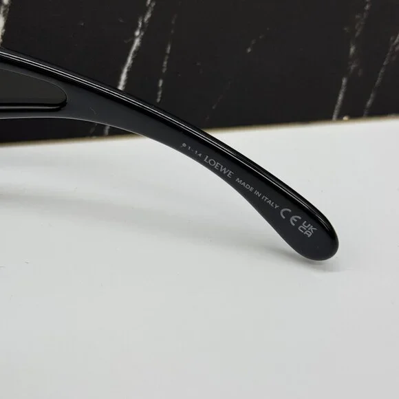 NEW LOEWE LW40132I 01C, LOEWE BLACK SILVER UNISEX SUNGLASSES  display picture 1